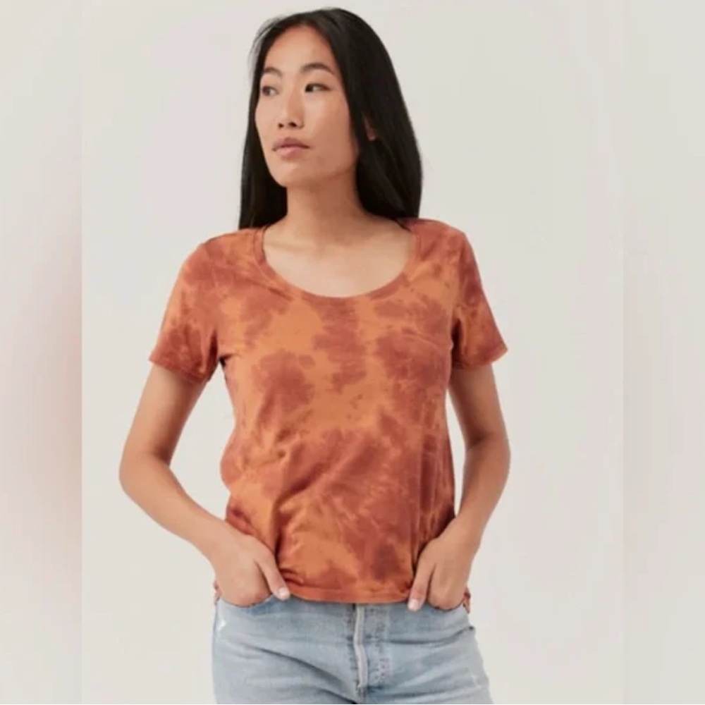 Pact Tye Dye Tshirt M